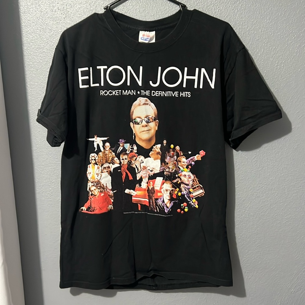 Elton John 2011 tour tshirt - Picture 2 of 4